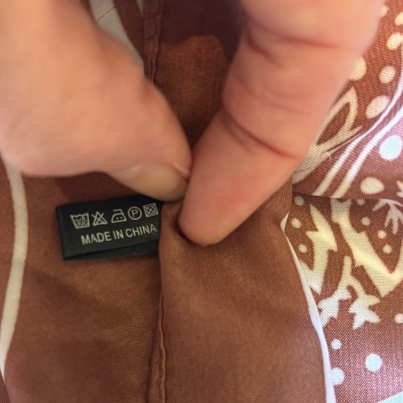 Brown and White Paisley Wrap with Floral Design - Picture 9 of 9